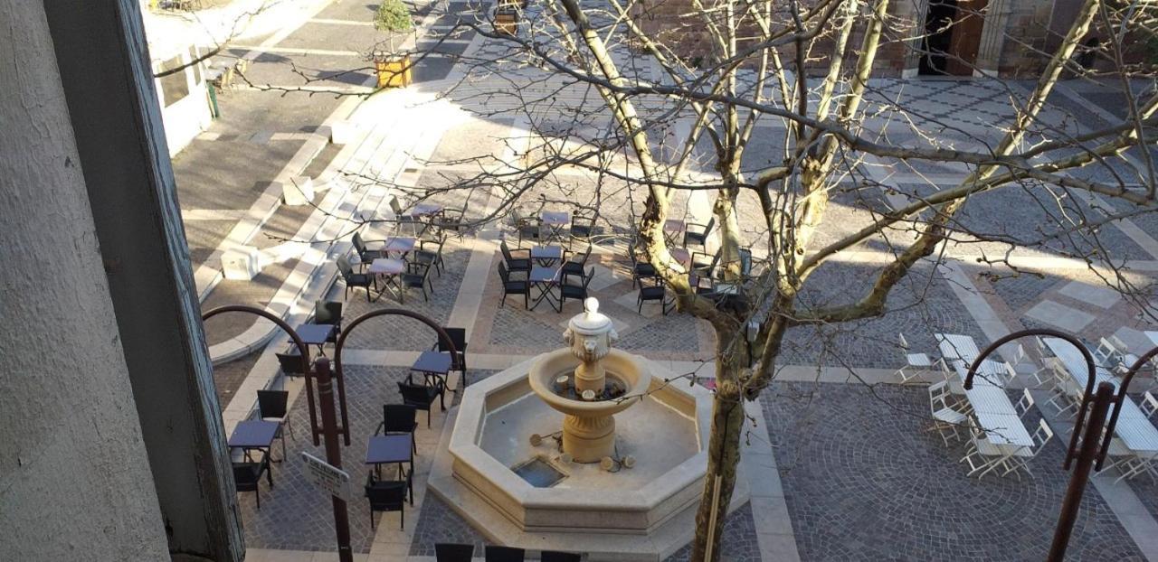 Centre Historique De Frejus - Face A La Mairie Daire Dış mekan fotoğraf